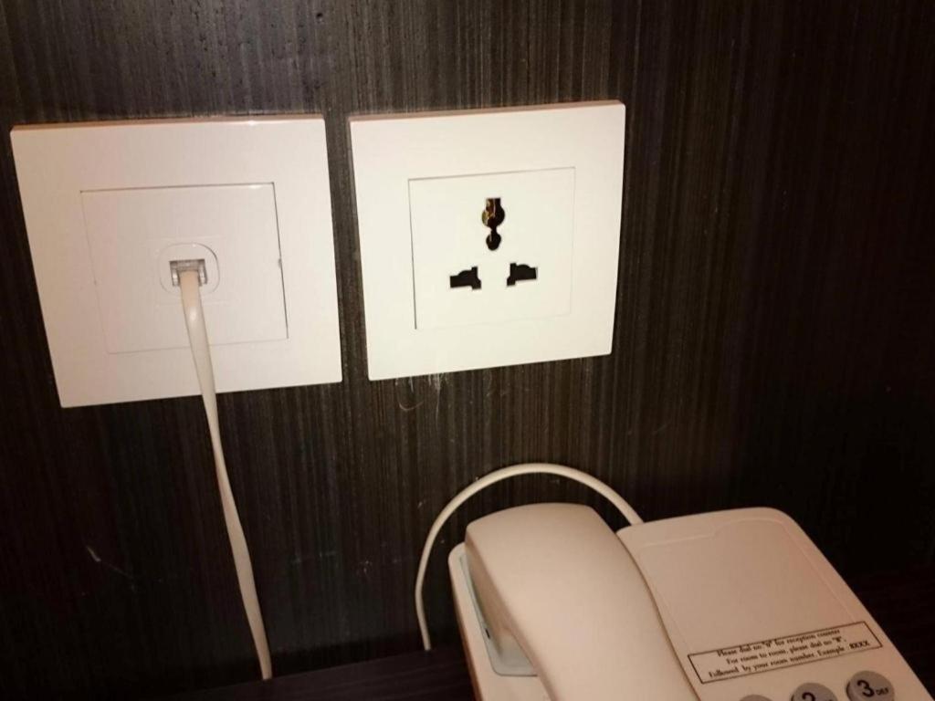 エミネント ホテル コタキナバル エクステリア 写真